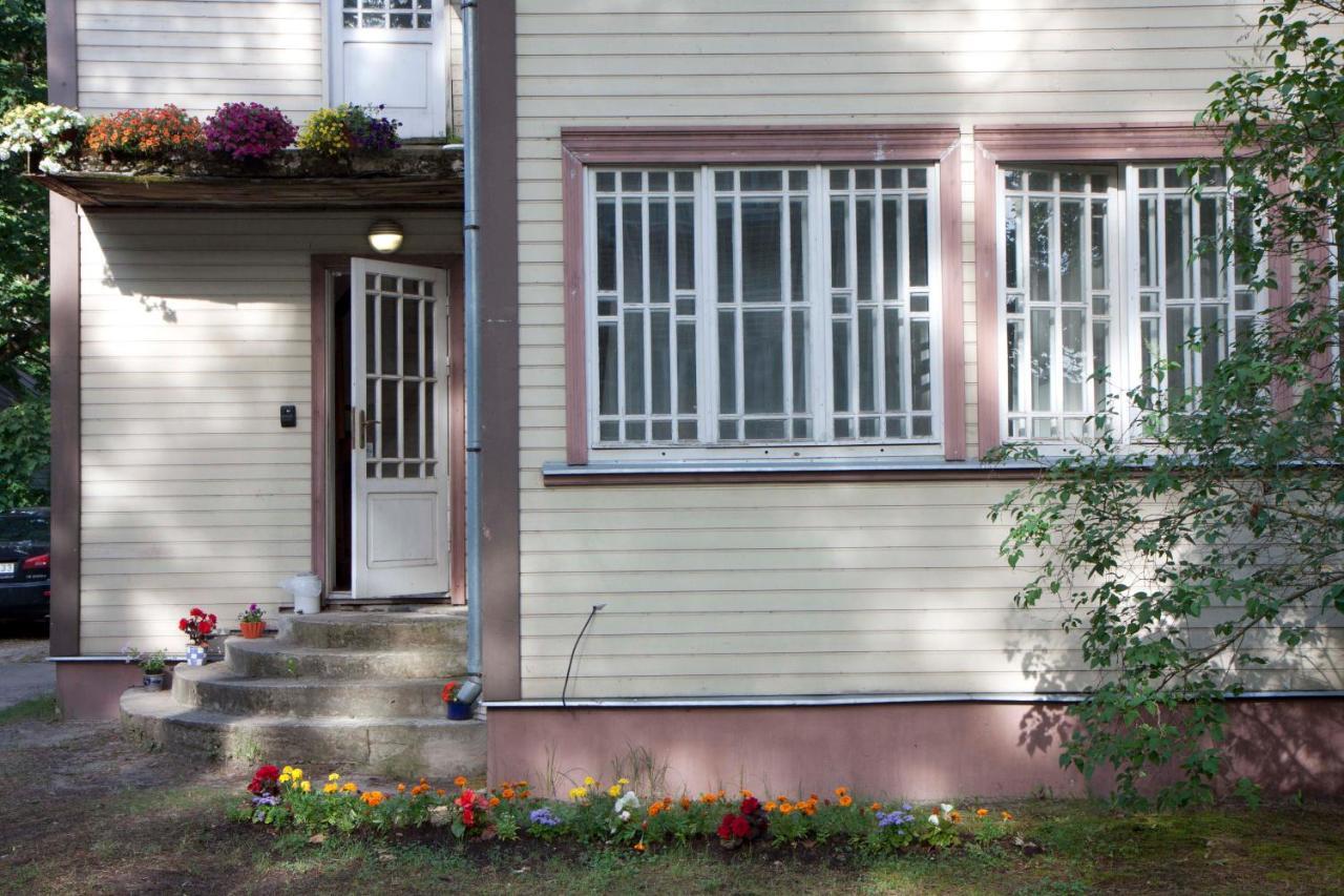 Sun Shine Apartments Jūrkalne Extérieur photo